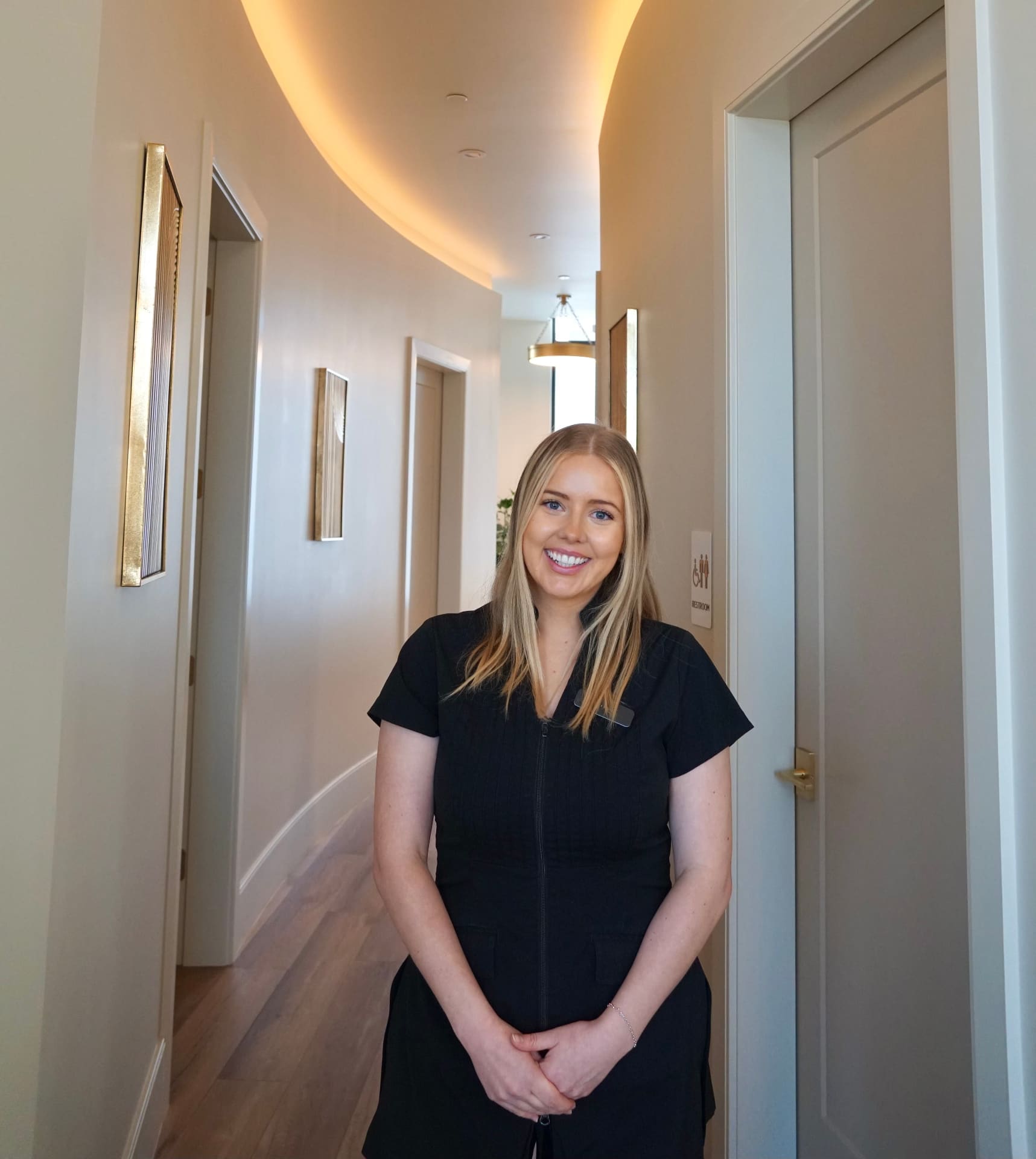 Bethany, Master Esthetician at Iconic Skin